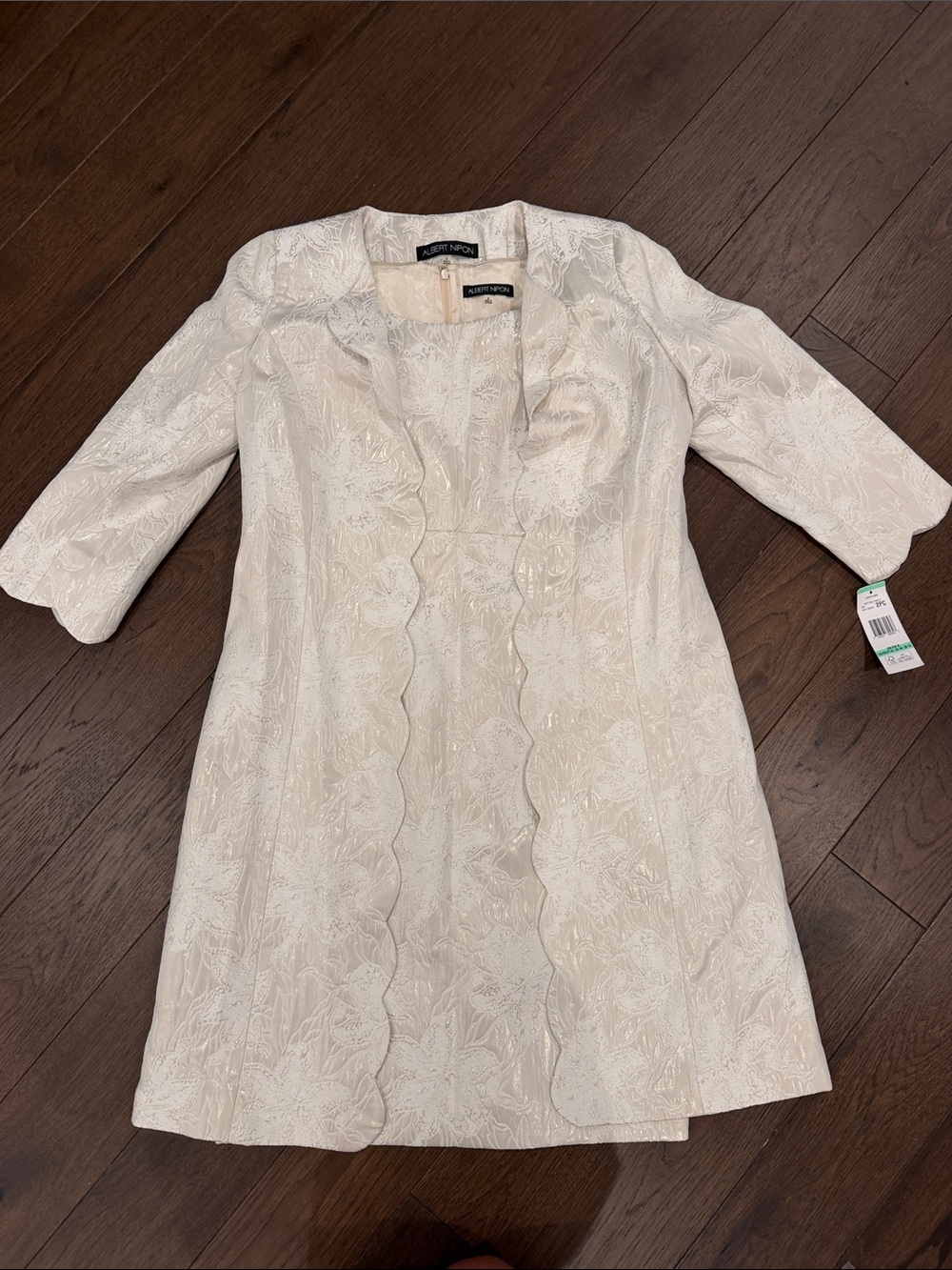 Albert Nipon Metallic Floral-Jacquard Dress & Scalloped Coat Size 8 NWT C54-114